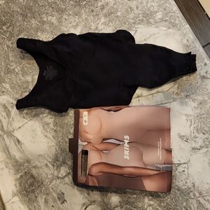 SKIMS Black Seamless Sculpt Bodysuit
